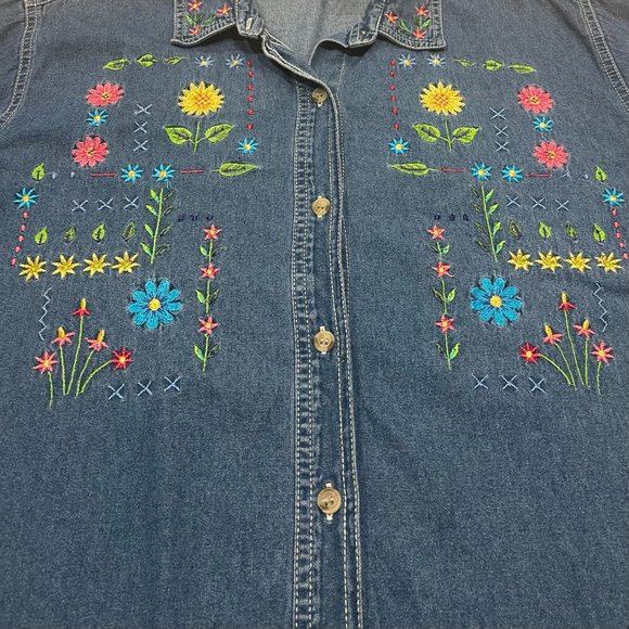 Vintage Bobbie Brooks Spring Embroidered Denim Short Sleeved Shirt, Size 18W/20W - Picture 3 of 4